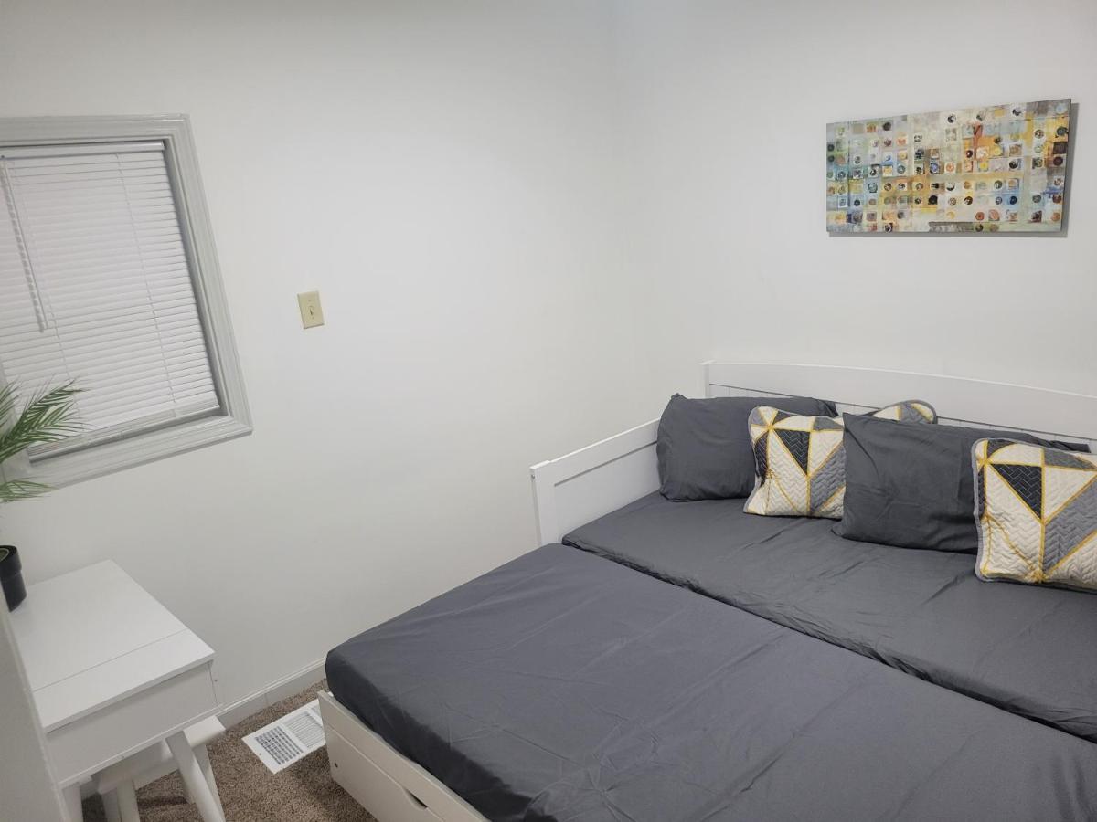 Shared Guest House With Private Rooms Atlanta Bagian luar foto