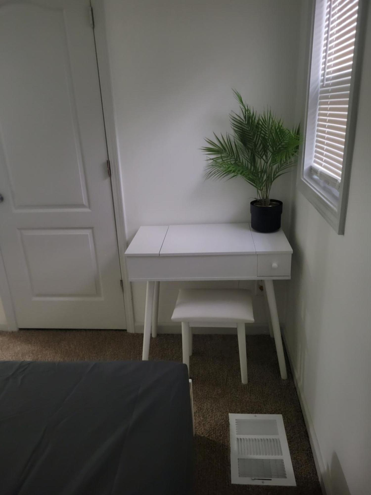 Shared Guest House With Private Rooms Atlanta Bagian luar foto